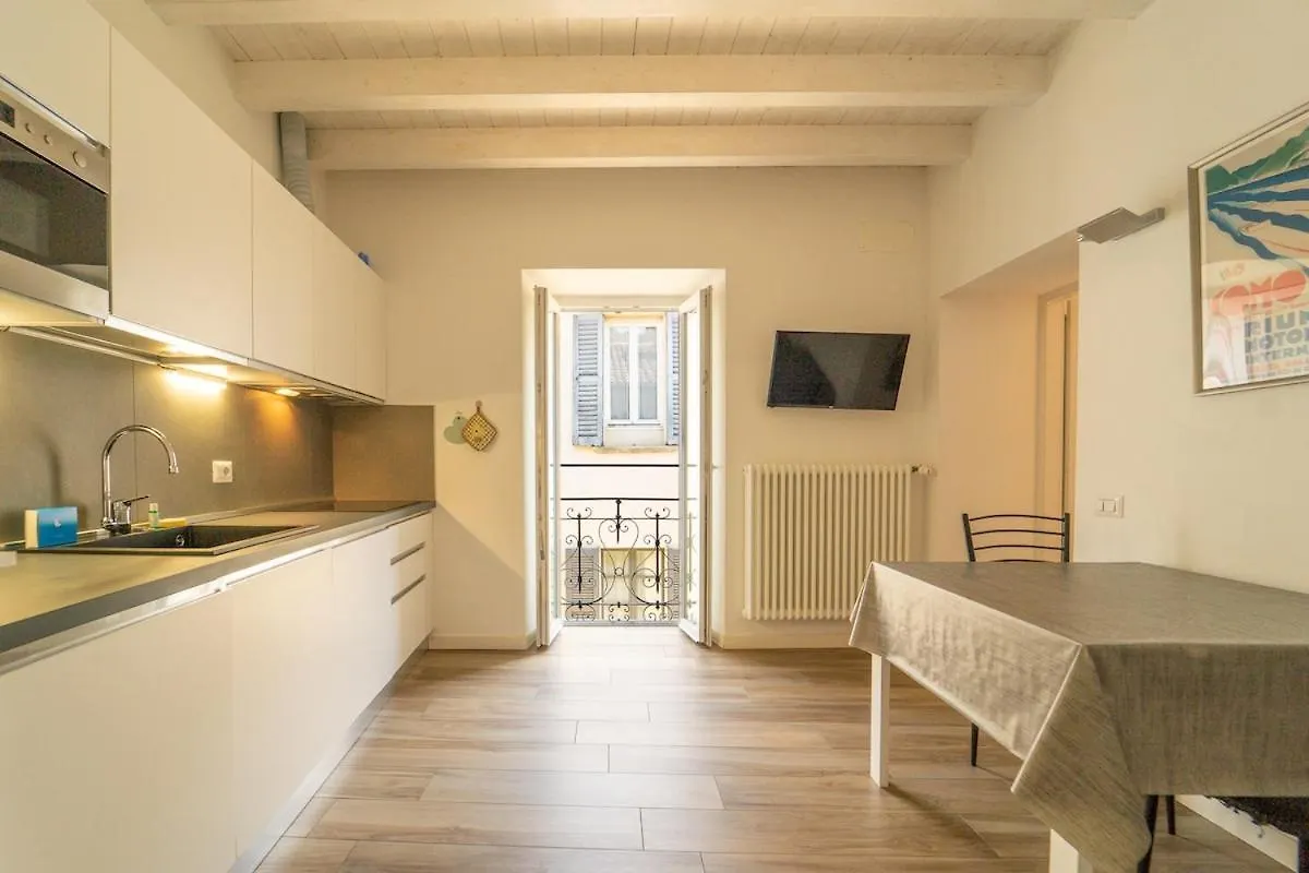 Lovely Apartment In The Walled City With Wifi E Ac 코모